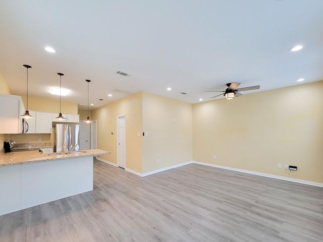 16361 Eastchase, Montgomery, TX 77316