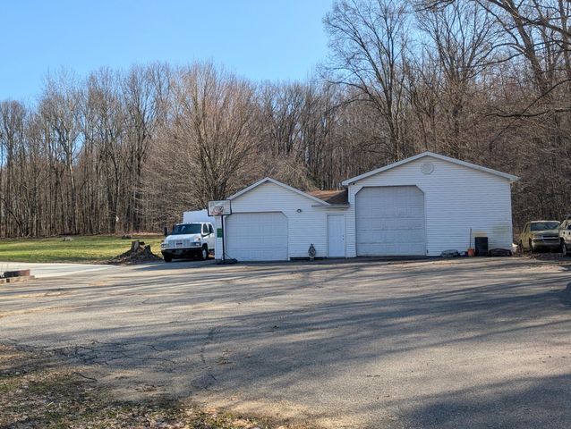 12500 11 Mile Road, Emmett Twp, MI 49033