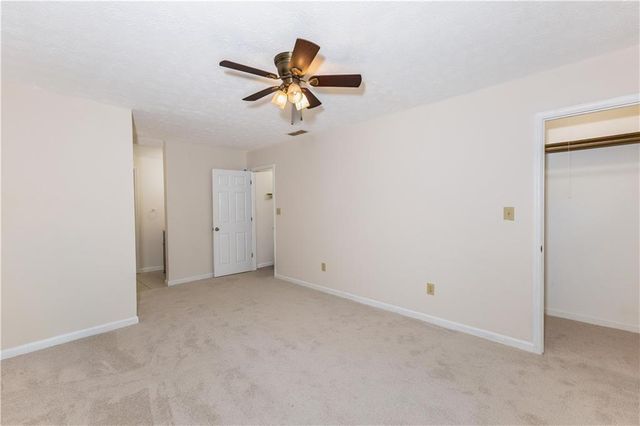 140 Windsor Drive, Fayetteville, GA 30215