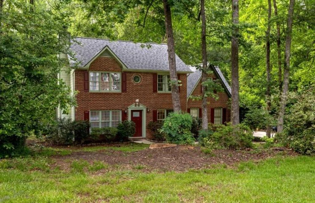 140 Windsor Drive, Fayetteville, GA 30215