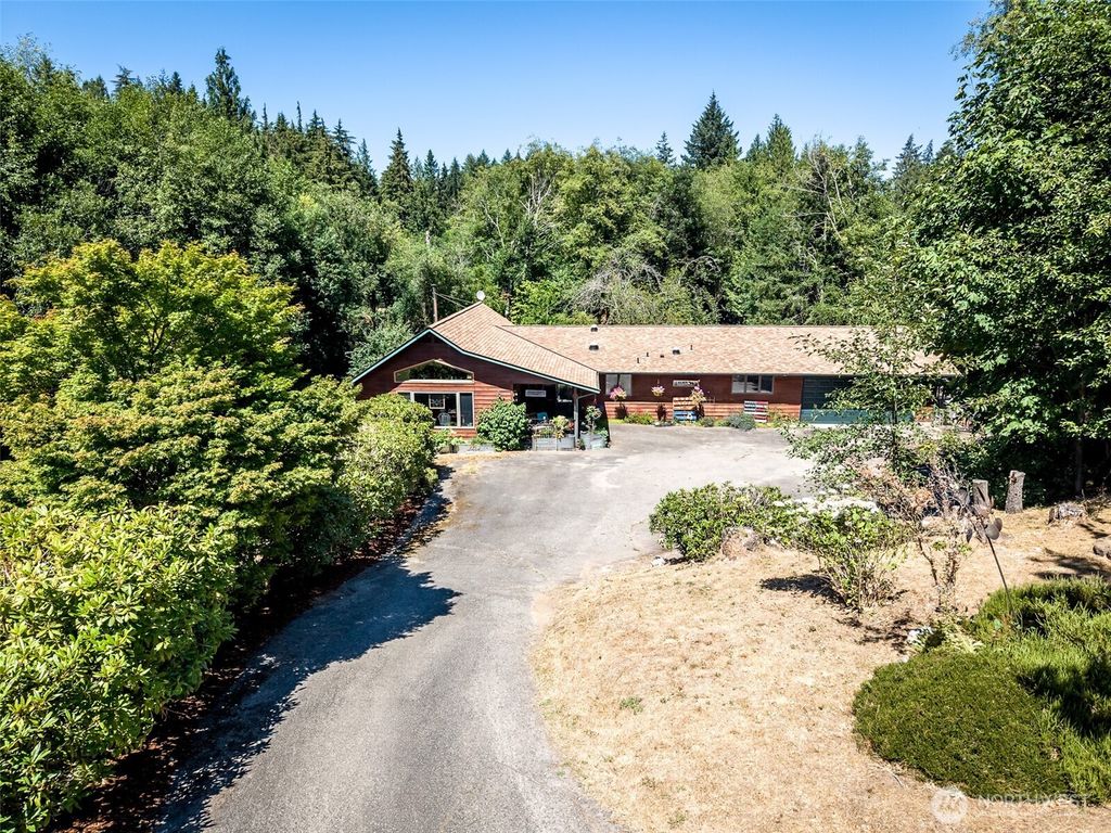 1174 SW Harper Road, Port Orchard, WA 98367