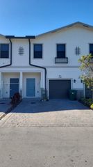 1146 SW 6th Ave, Florida City, FL 33034