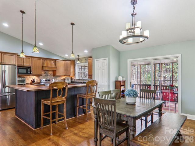 74 Woodson Drive, Mars Hill, NC 28754