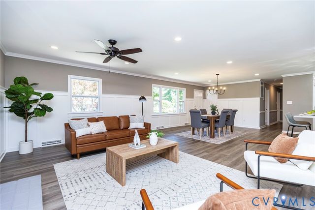 3337 Oak Meadow Ln, Midlothian, VA 23112