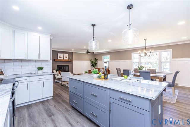 3337 Oak Meadow Ln, Midlothian, VA 23112