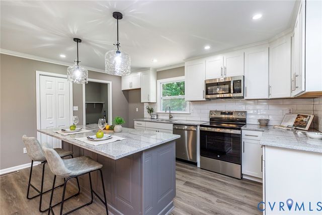 3337 Oak Meadow Ln, Midlothian, VA 23112