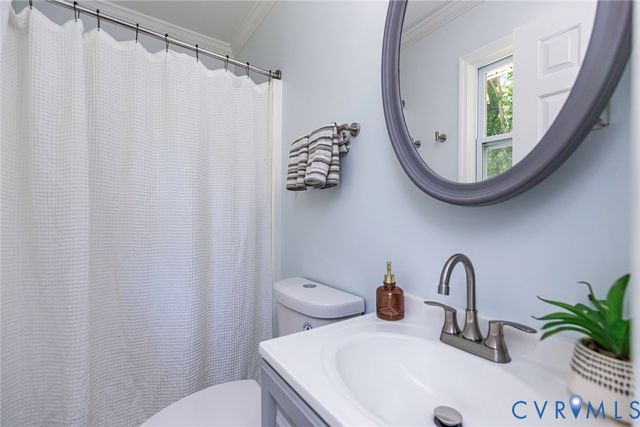 3337 Oak Meadow Ln, Midlothian, VA 23112