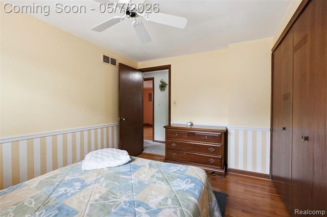 3545 Willow Street, Dearborn, MI 48124