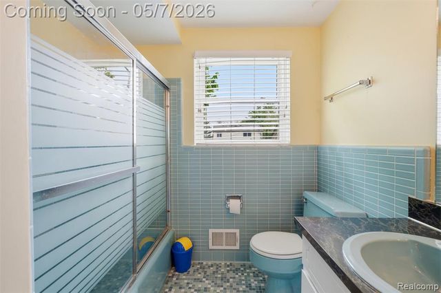 3545 Willow Street, Dearborn, MI 48124