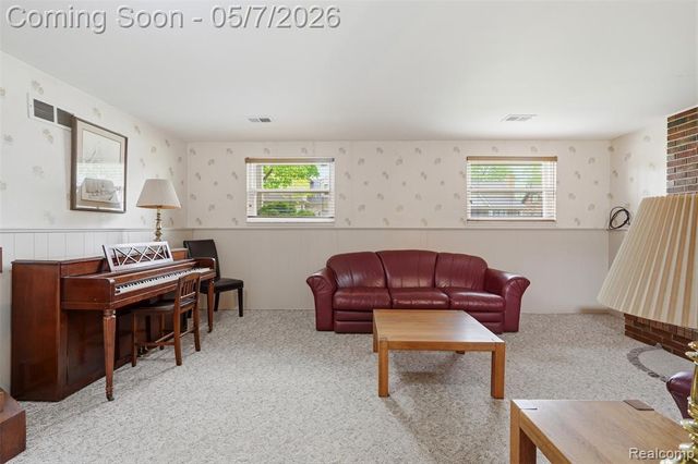 3545 Willow Street, Dearborn, MI 48124