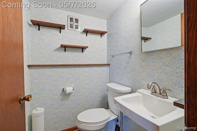 3545 Willow Street, Dearborn, MI 48124