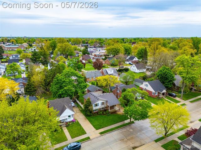 3545 Willow Street, Dearborn, MI 48124