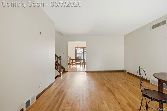 3545 Willow Street, Dearborn, MI 48124
