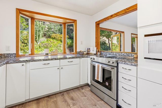 66 Sonora Way, Corte Madera, CA 94925