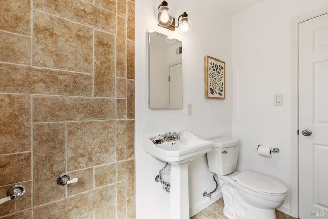 66 Sonora Way, Corte Madera, CA 94925