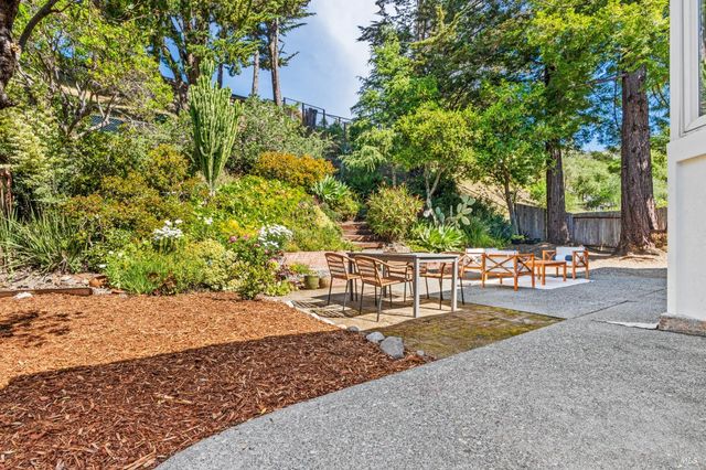 66 Sonora Way, Corte Madera, CA 94925