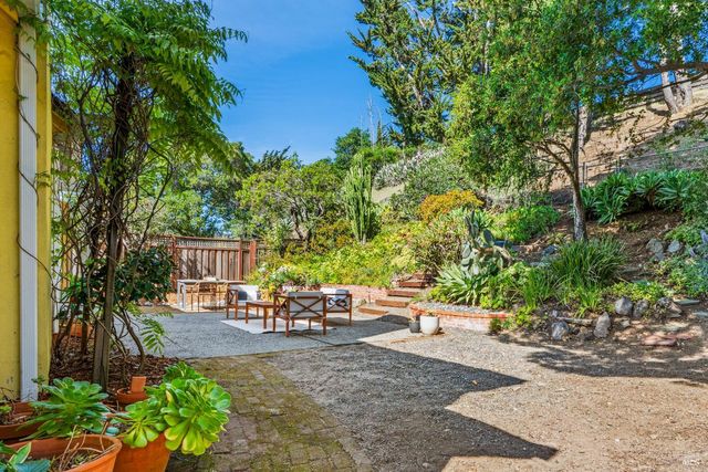66 Sonora Way, Corte Madera, CA 94925