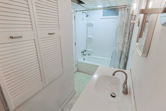 1315 Sunnymede Avenue, South Bend, IN 46615