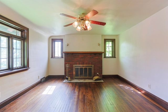 1315 Sunnymede Avenue, South Bend, IN 46615