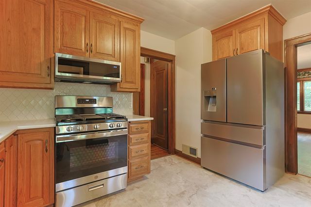 1315 Sunnymede Avenue, South Bend, IN 46615