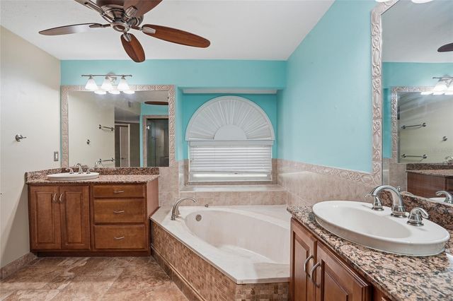 2715 MOCK ORANGE COURT, Valrico, FL 33594