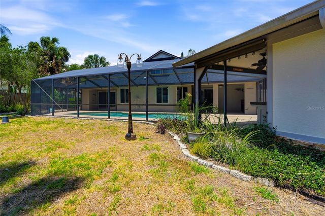 2715 MOCK ORANGE COURT, Valrico, FL 33594