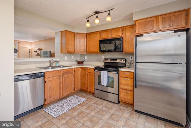 8634 CHESAPEAKE LIGHTHOUSE DR, North Beach, MD 20714