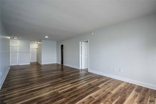 7927 East Dr 278, North Bay Village, FL 33141