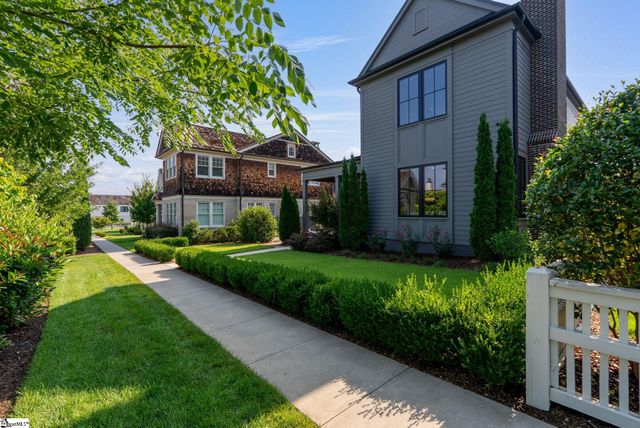 15 Gambrell Drive, Greenville, SC 29615