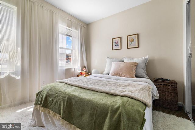 1152 S 11TH ST, Philadelphia, PA 19147