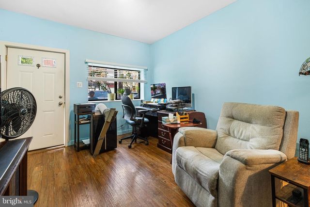 1152 S 11TH ST, Philadelphia, PA 19147
