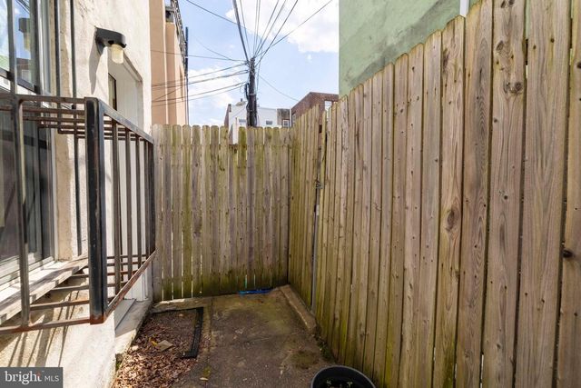 1152 S 11TH ST, Philadelphia, PA 19147