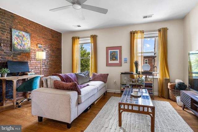 1152 S 11TH ST, Philadelphia, PA 19147