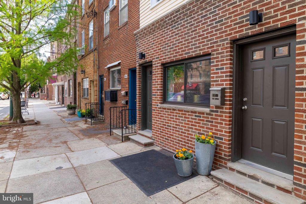 1152 S 11TH ST, Philadelphia, PA 19147