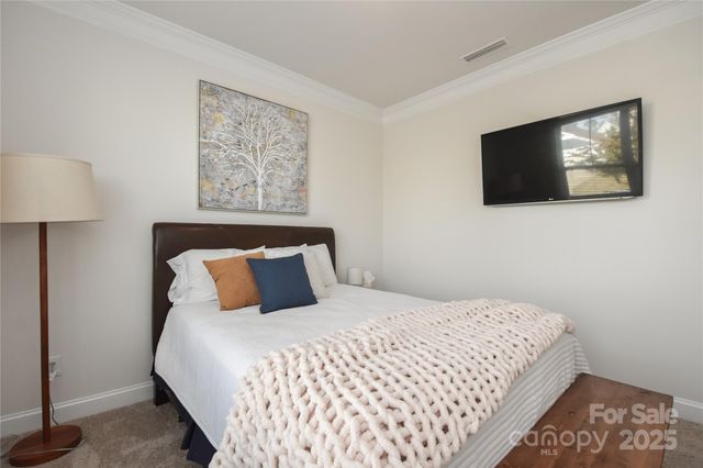 5010 Grand Champion Court, Iron Station, NC 28080