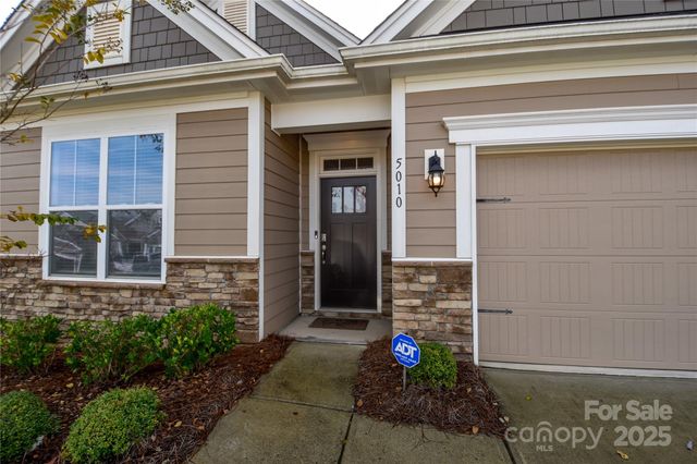 5010 Grand Champion Court, Iron Station, NC 28080