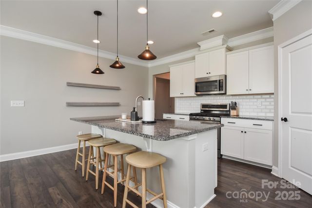 5010 Grand Champion Court, Iron Station, NC 28080