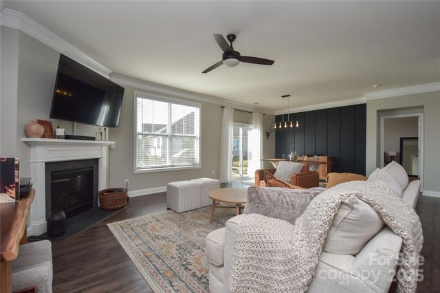 5010 Grand Champion Court, Iron Station, NC 28080