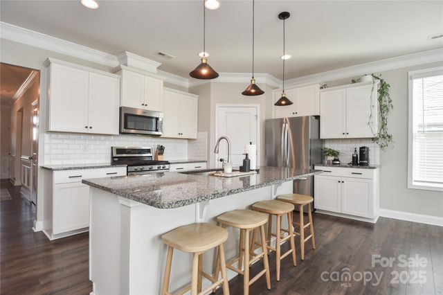 5010 Grand Champion Court, Iron Station, NC 28080