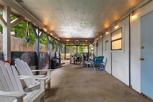 316 Hickorywood Street, Azle, TX 76020