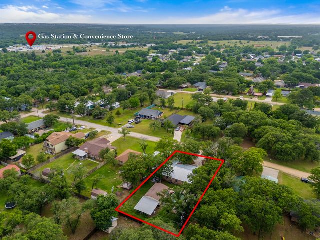 316 Hickorywood Street, Azle, TX 76020
