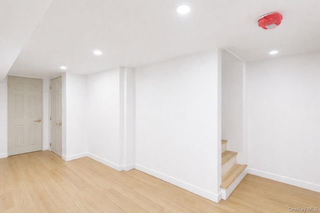 135 Whaley Street, Freeport, NY 11520