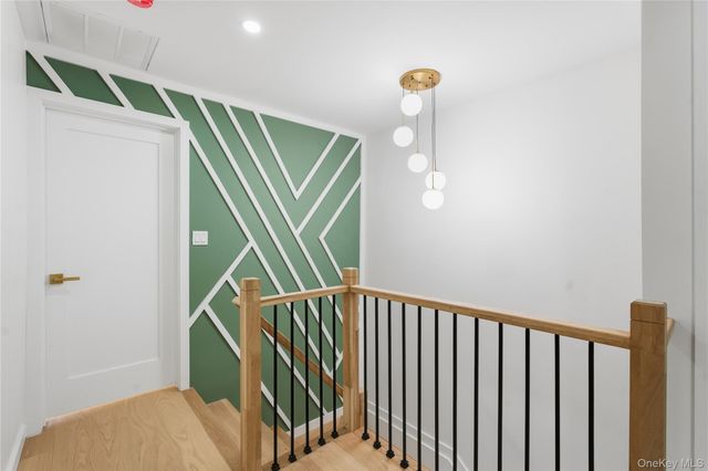 135 Whaley Street, Freeport, NY 11520