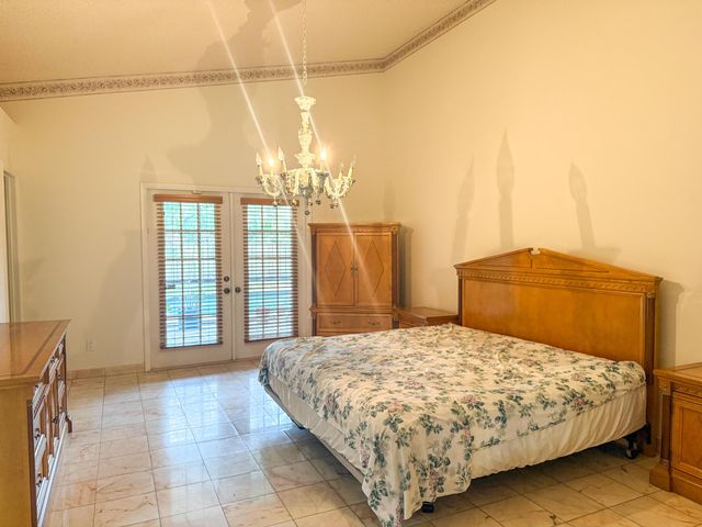 3104 Peachtree Circle, Davie, FL 33328