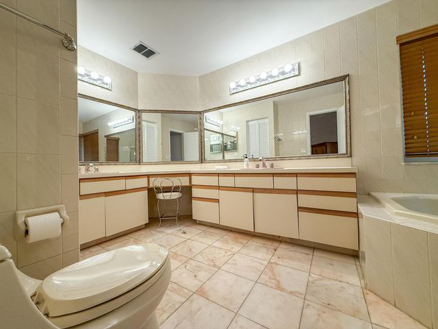 3104 Peachtree Circle, Davie, FL 33328