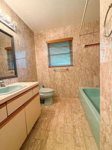 3104 Peachtree Circle, Davie, FL 33328
