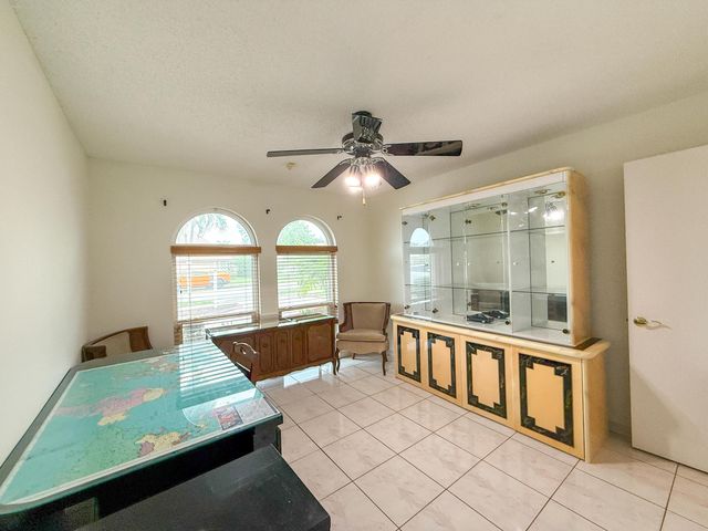 3104 Peachtree Circle, Davie, FL 33328