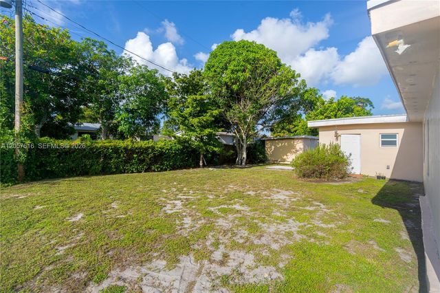 1420 NW 195th St, Miami Gardens, FL 33169