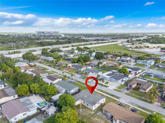 1420 NW 195th St, Miami Gardens, FL 33169