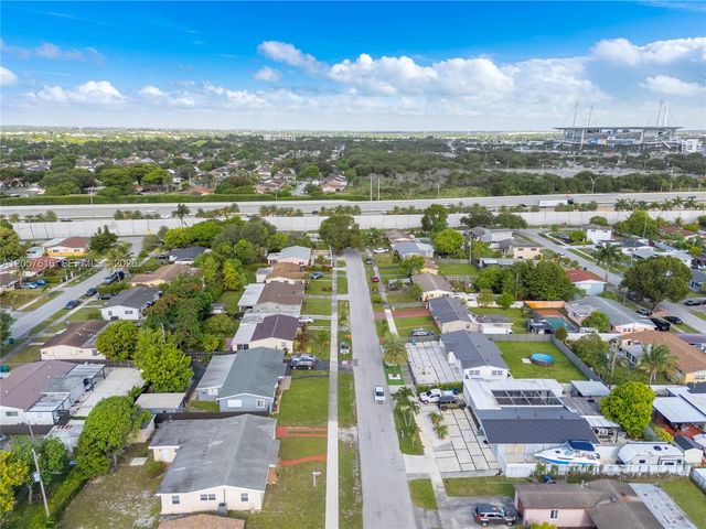1420 NW 195th St, Miami Gardens, FL 33169